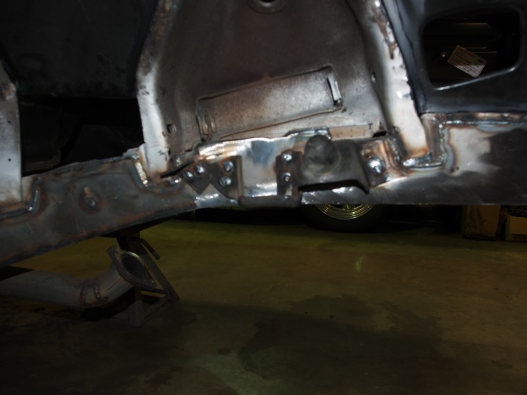 Attached picture Charger Auto Rust Technicians Frame Rail.jpg